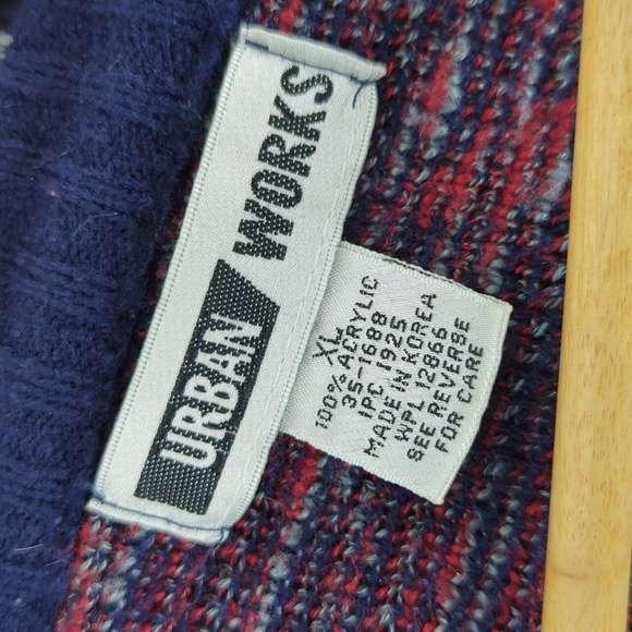 VINTAGE Men's XL Blue Red Oversized Sweater Cardigan - Picture 3 of 3